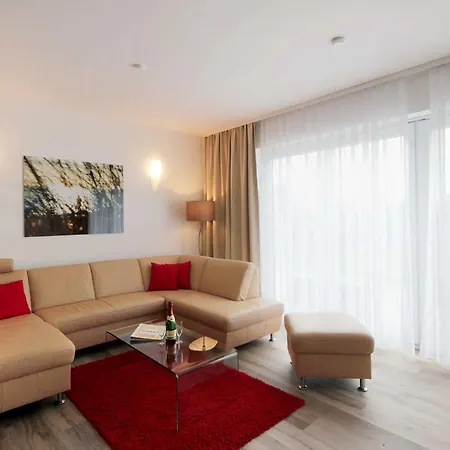 Villa Suedstrandperle By Rujana Goehren (Ruegen)